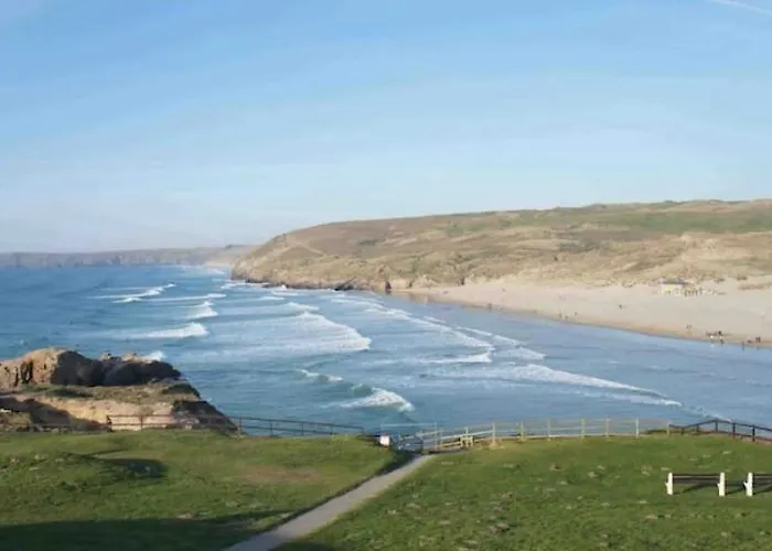 Romantic Hideaway, Seconds Away From Perran Beach