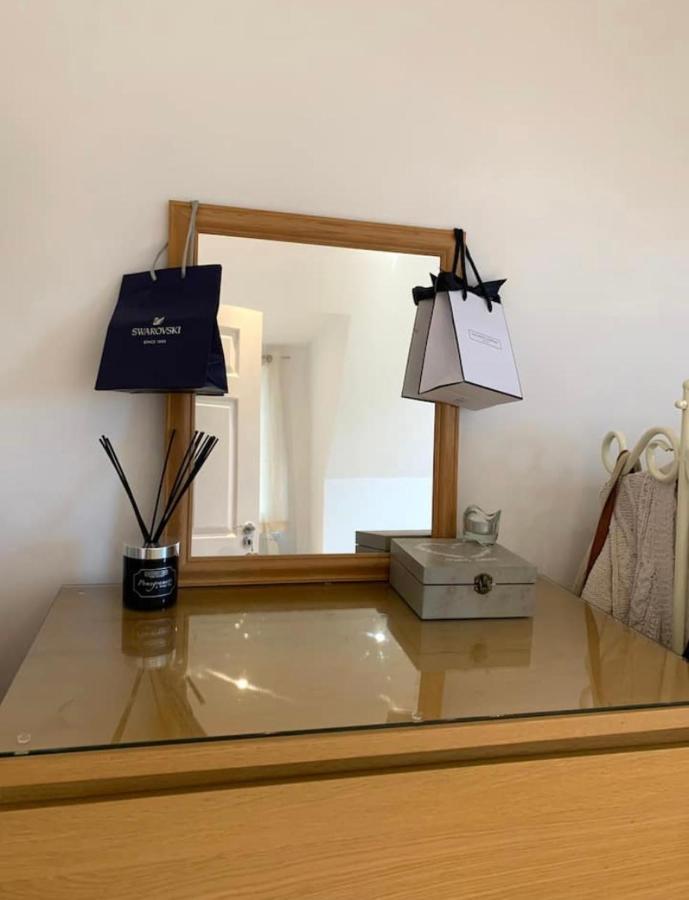 Apartment Romantic Hideaway, Seconds Away From Perran Perranporth